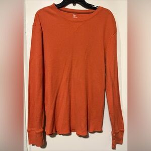 Gap Men's Classic Crewneck Thermal Waffle Shirt in Burnt Orange